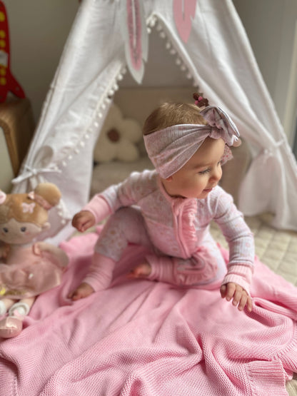 Ruffle Blanket - Candy Pink